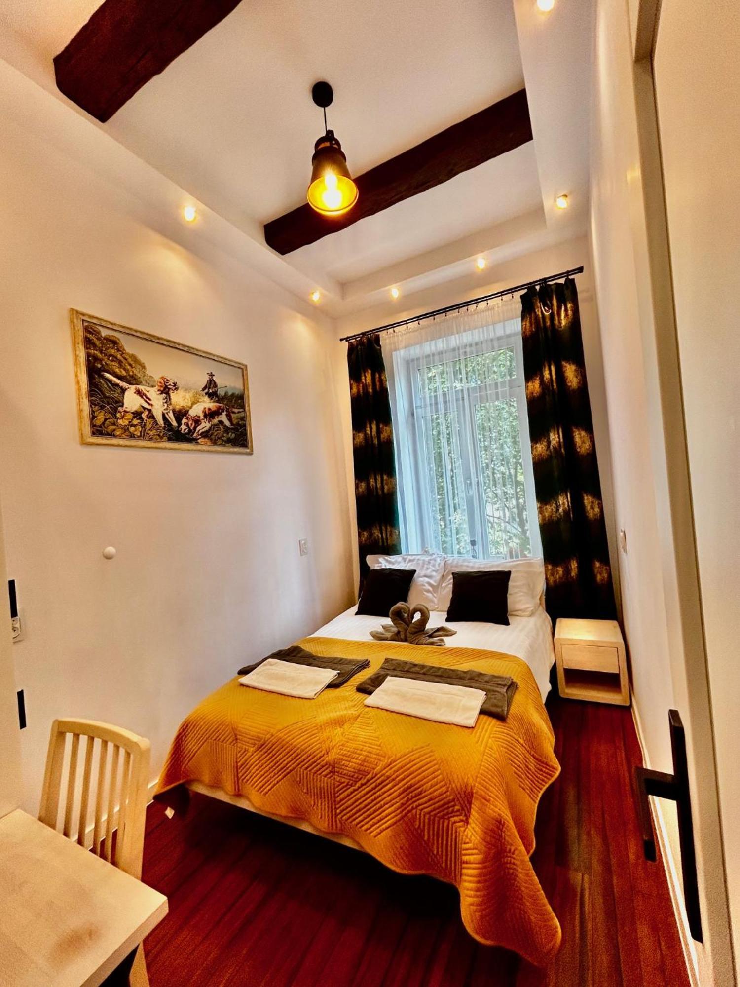 Old Cracow Apartment 크라쿠프 외부 사진